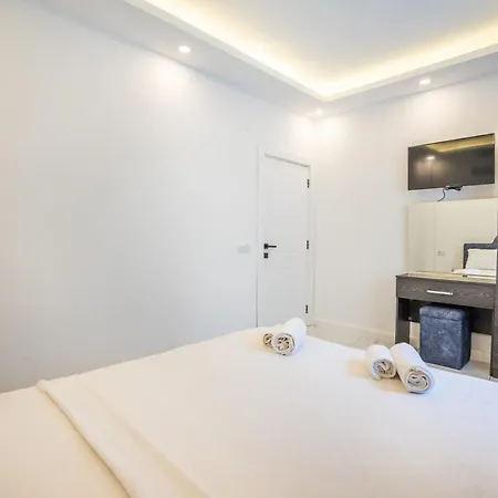 Tayla Aparthotel Kaş