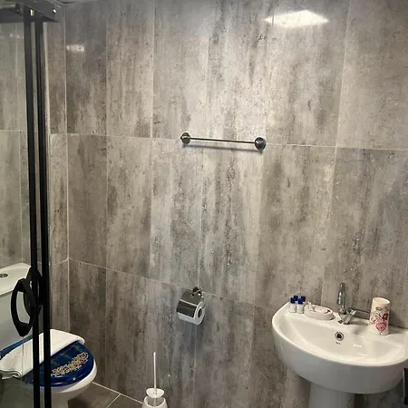 Tayla Lägenhetshotell